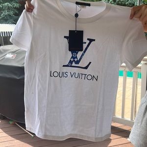 Louis Vuitton t shirt